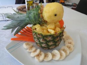 Photos 2 от рецепта за A parrot from pineapple