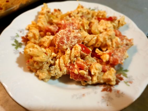 Photos 1 от recipe за Viral feta cheese pasta Photos 1 от recipe за Viral feta cheese pasta